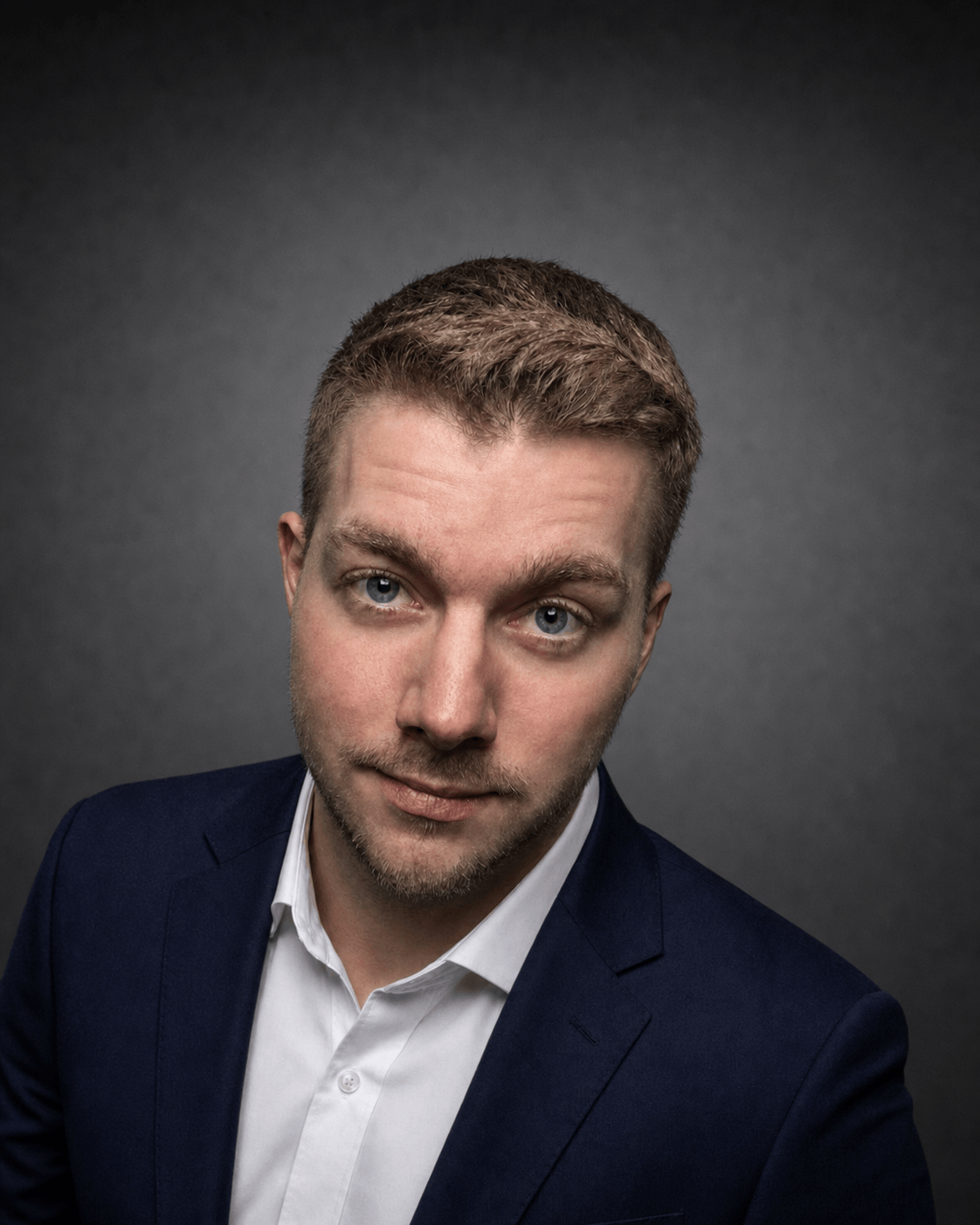 Adam Gibuła — Właściciel jeden_System